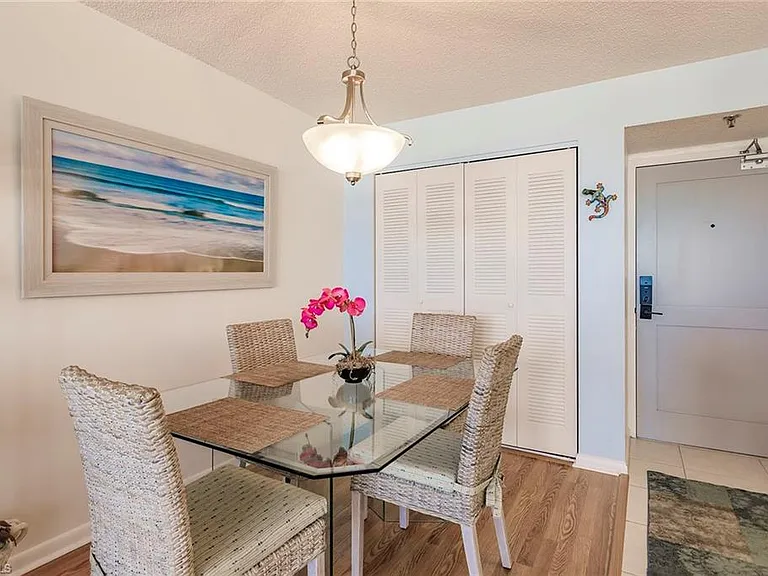 260 Seaview Ct #1609 — Photo 11