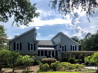 215 Debra Rd, Savannah, GA 31410