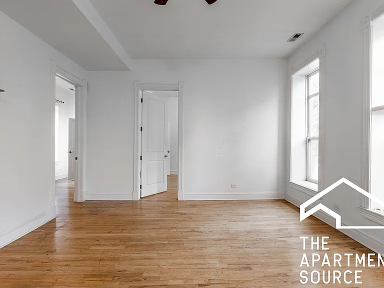 1659 S Throop St #2E — Photo 6