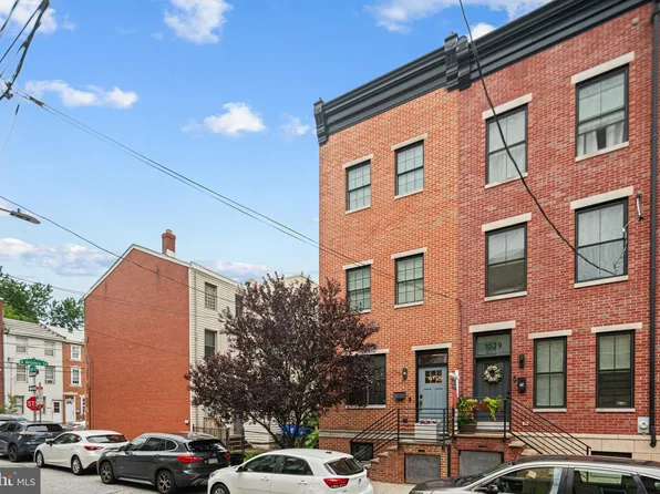 1031 E Earl St, Philadelphia, PA 19125