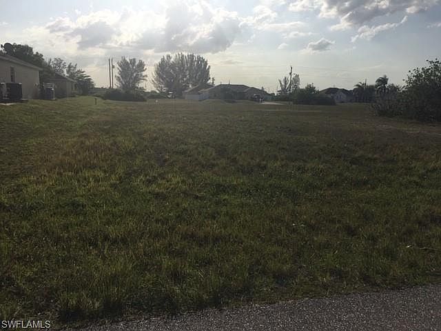 1st image of 2220 NW 1st Ave