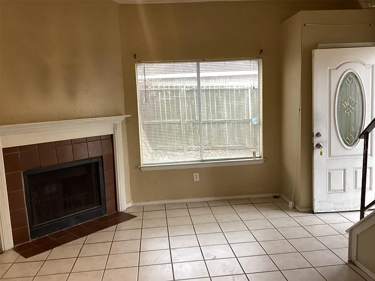 15831 Bazelbriar Ln — Photo 44