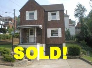 31 Greenlee Rd, Brentwood, PA 15227