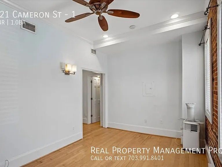 921 Cameron St #1 — Photo 6