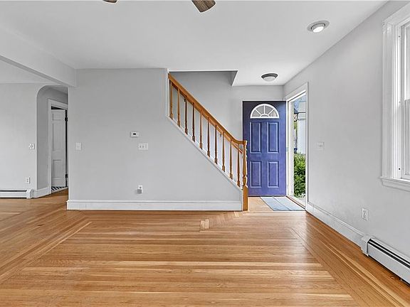 3rd image of 1 Garfield Ave