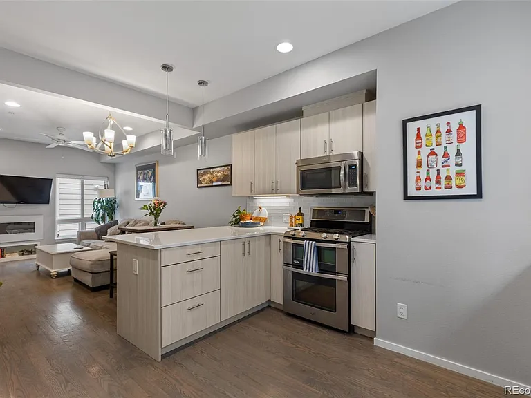 2725 W 25th Ave #7 — Photo 4