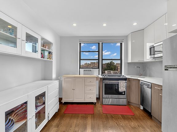 3rd image of 61 Martense St APT 5B