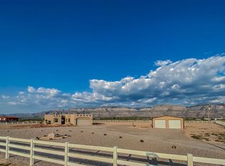 62 Meadowland Rd, Alamogordo, NM 88310