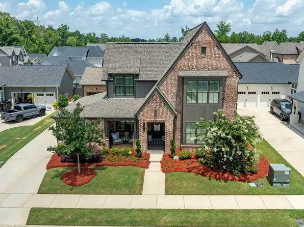 1304 Severn Way, Birmingham, AL 35244