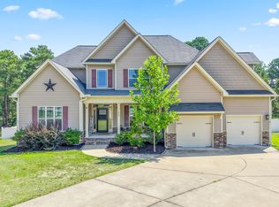 610 Sea Mist Dr, Sanford, NC 27332