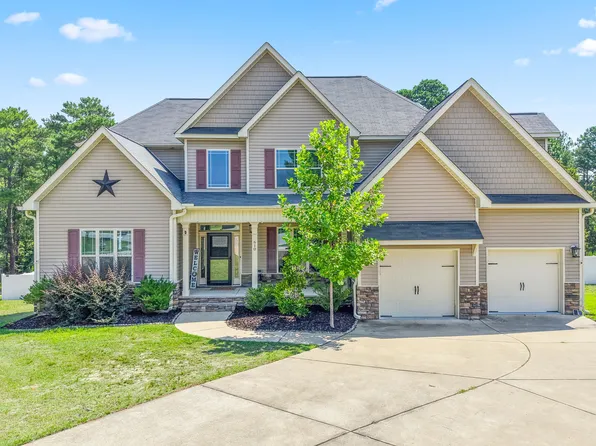 610 Sea Mist Dr, Sanford, NC 27332