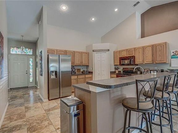 3rd image of 1314 Windy Bluff Dr