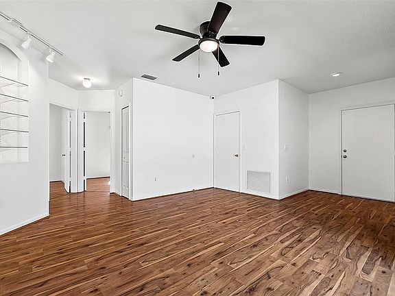 5th image of 5311 Watson Rd
