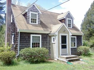 29 Walnut St, Saugus, MA 01906