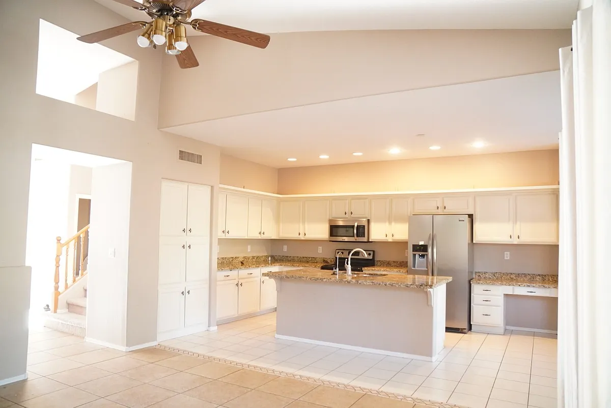 Building Photo - 1231 N Firehouse Ct