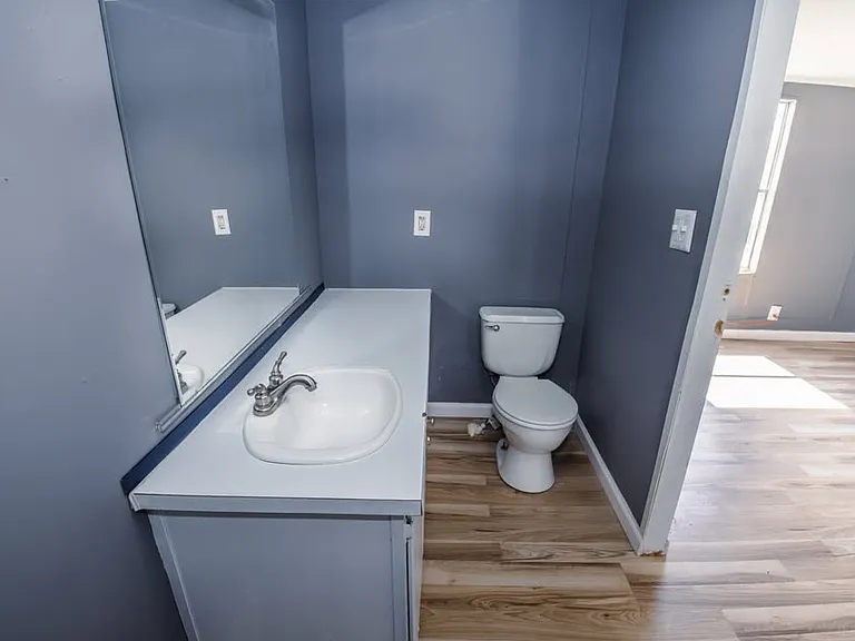 300 Randell Dr #27 — Photo 14