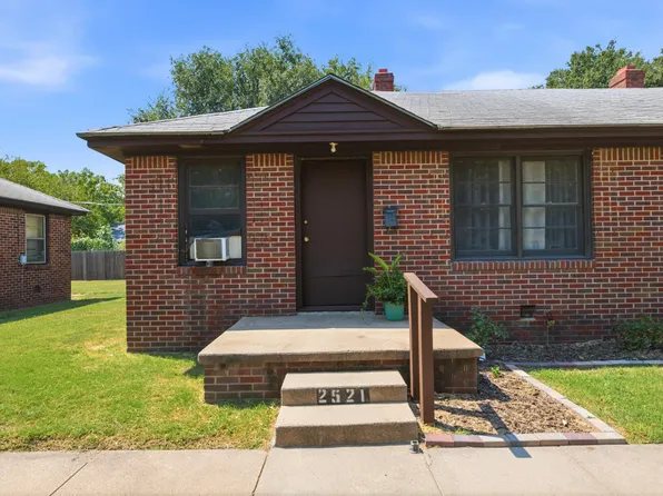 2525 S Ellis Ave, Wichita, KS 67216
