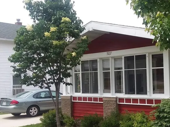 307 E Edgewater St, Cambria, WI 53923