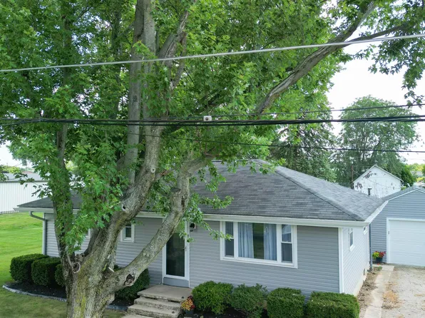 242 N Center St, Waldo, OH 43356