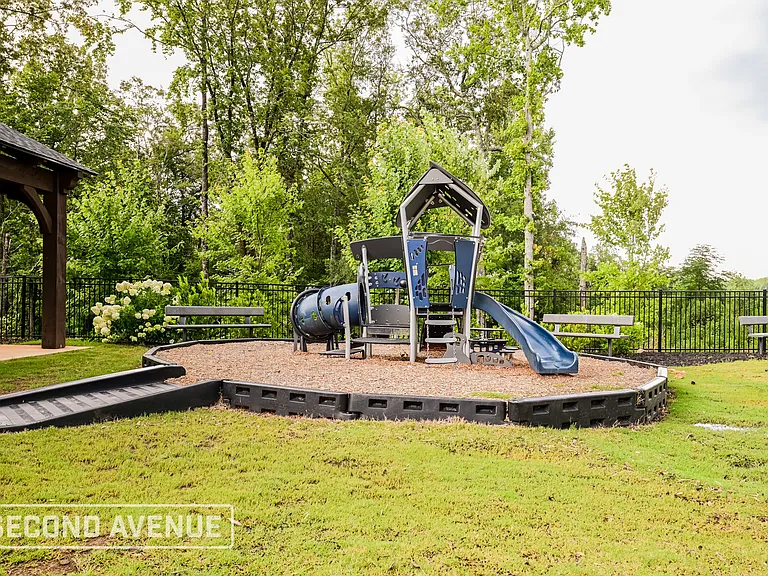 344 Oliver Dr — Photo 31