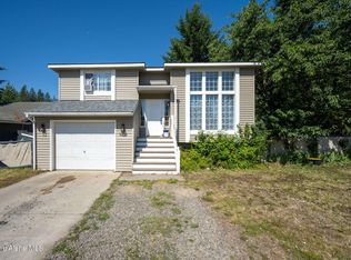 3293 N 10th Pl, Coeur D Alene, ID 83815