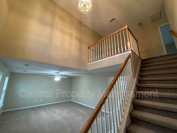 2nd image of 405 Dellwater Way