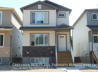 1233B Royal St, Regina, SK S4T 5A7
