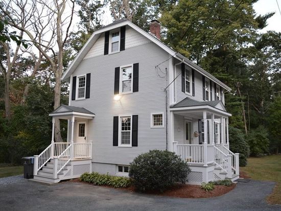 220 Temple St Framingham Ma 01701 Mls 72731193 Zillow
