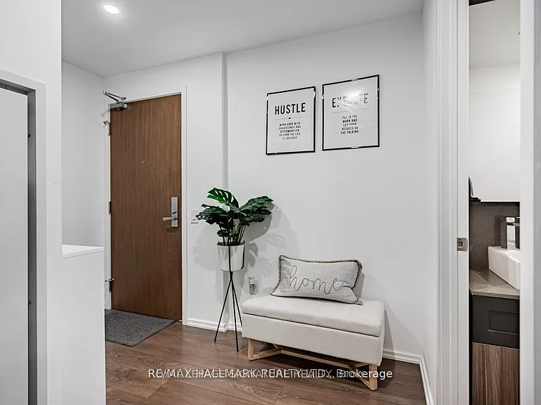 783 Bathurst St #227 — Photo 13