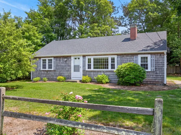 31 Frank Doyle Road, South Dennis, MA 02660