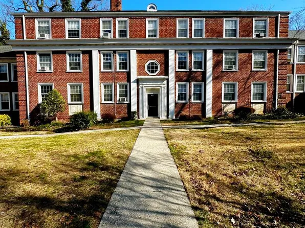 2714 31st St SE #B660, Washington, DC 20020