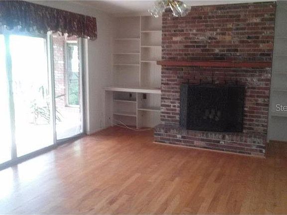 5th image of 15638 Hightower Dr