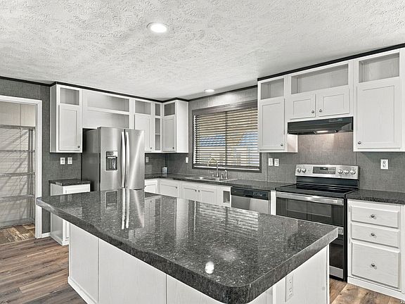 5th image of 1366 CALCOTE RD