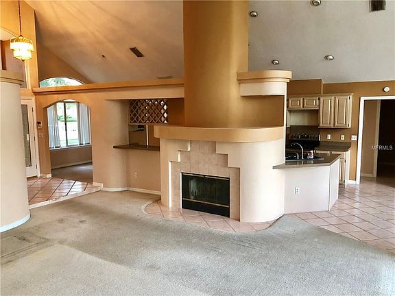 3rd image of 6533 Fairway Hill Ct