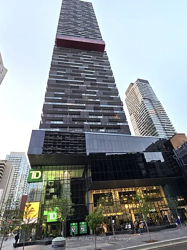 8 Eglinton Ave E #1510 Photo 1