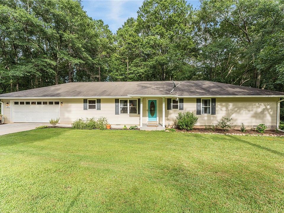 1st image of 217 Wisteria Cove Est