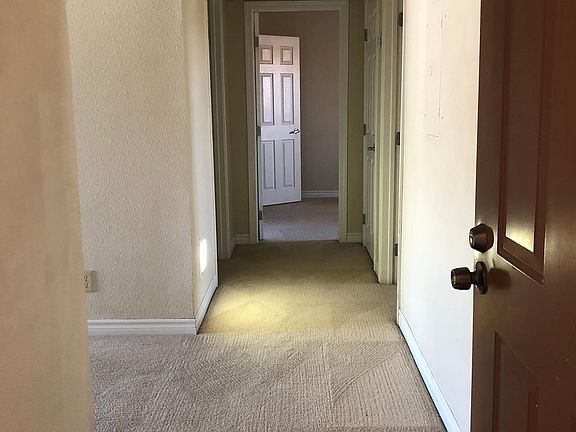 3rd image of 5383 Indian River Dr Unit 326