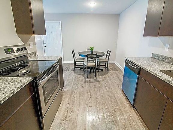 4th image of 7817 Moss Creek Dr #7908-202