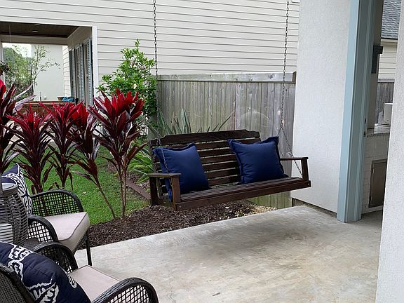 Front porch with swing