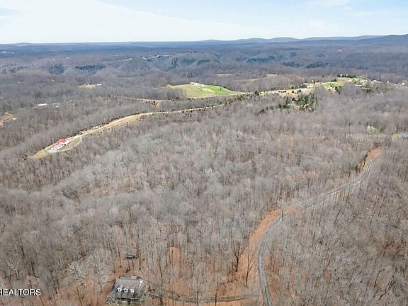 3rd image of Benton Tidwell Rd