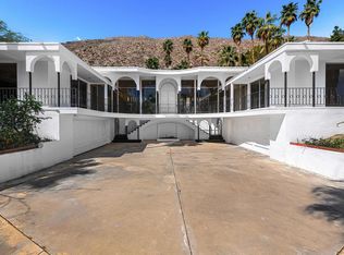 565 S La Mirada Rd, Palm Springs, CA 92264