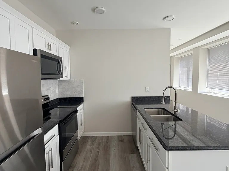 94 Olive St #201 — Photo 3