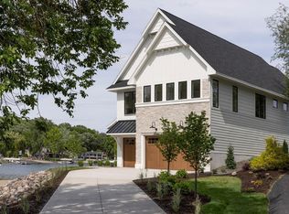 805 Hidden Ln, Excelsior, MN 55331