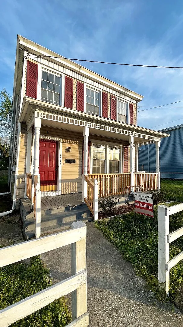 Remodeled 2 bedroom 1 bath home in Swansboro Subdivision — Photo 1