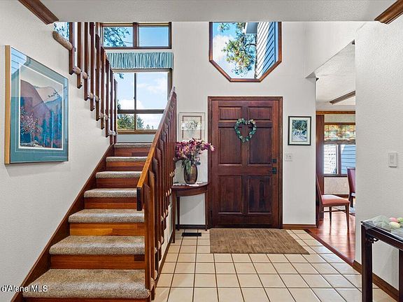 4th image of 9759 N Circle Dr