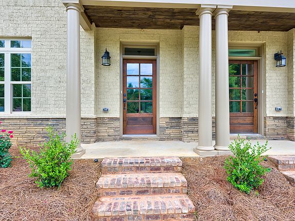 3rd image of 508 Leighton Woods Ct