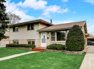 6608 107th St, Chicago Ridge, IL 60415