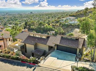 1369 Paseo Redondo, Burbank, CA 91501