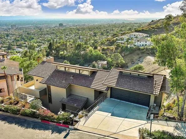 1369 Paseo Redondo, Burbank, CA 91501