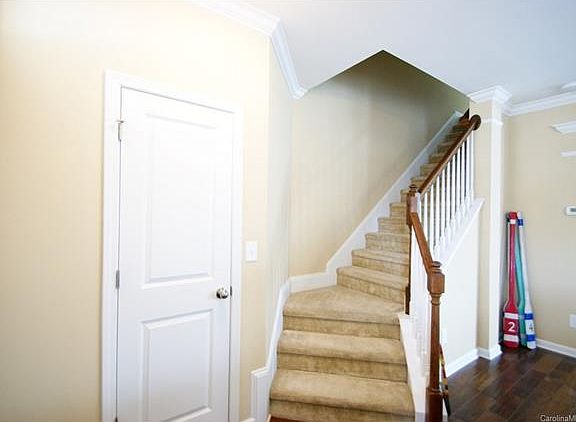 5th image of 2312 Blueberry St